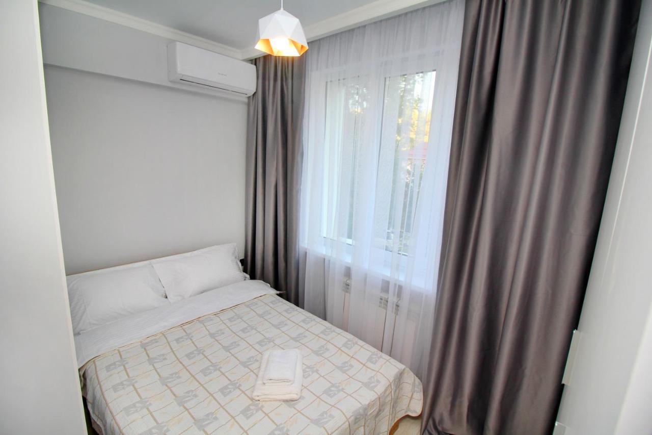 Cozy Studio In The Best Area! 3 Alma-Ata Buitenkant foto